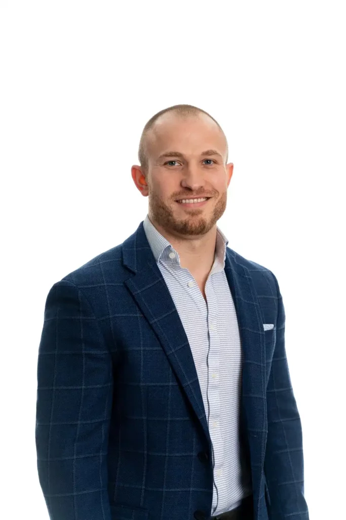 Business Headshots & Team Portraits 5 LinkedIn-ready headshot on a clean backdrop set up on site