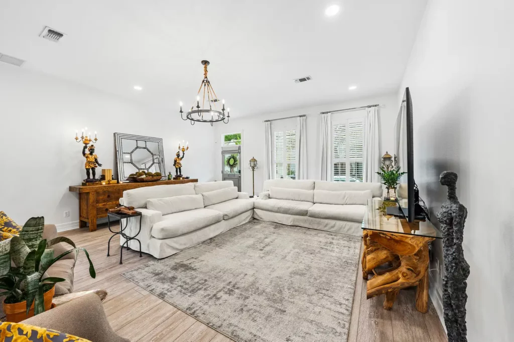Flash vs HDR: Why HDR Sells Pensacola Homes Faster 4 Pensacola Real Estate photography Interior of Home