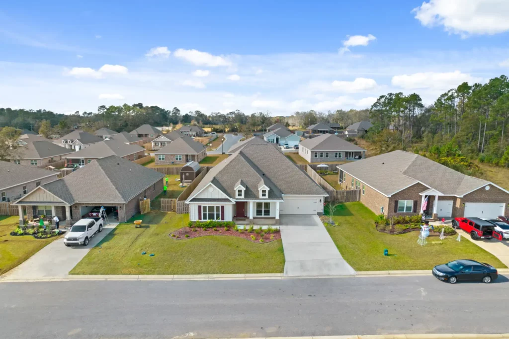 FAA Regulations for Drone Pilots in Florida: What Clients Should Know 8 residential aerial drone photography