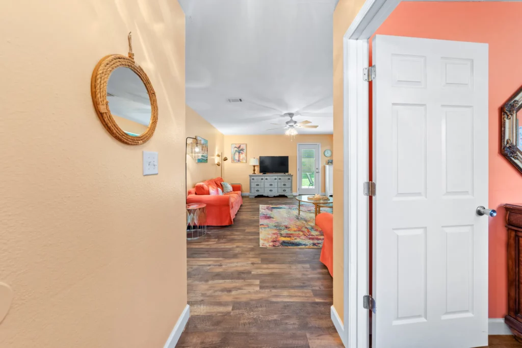7 Common MLS Photo Mistakes Sellers Still Make – Pensacola Edition 5 kdhproductions straight vertical lines in real estate images