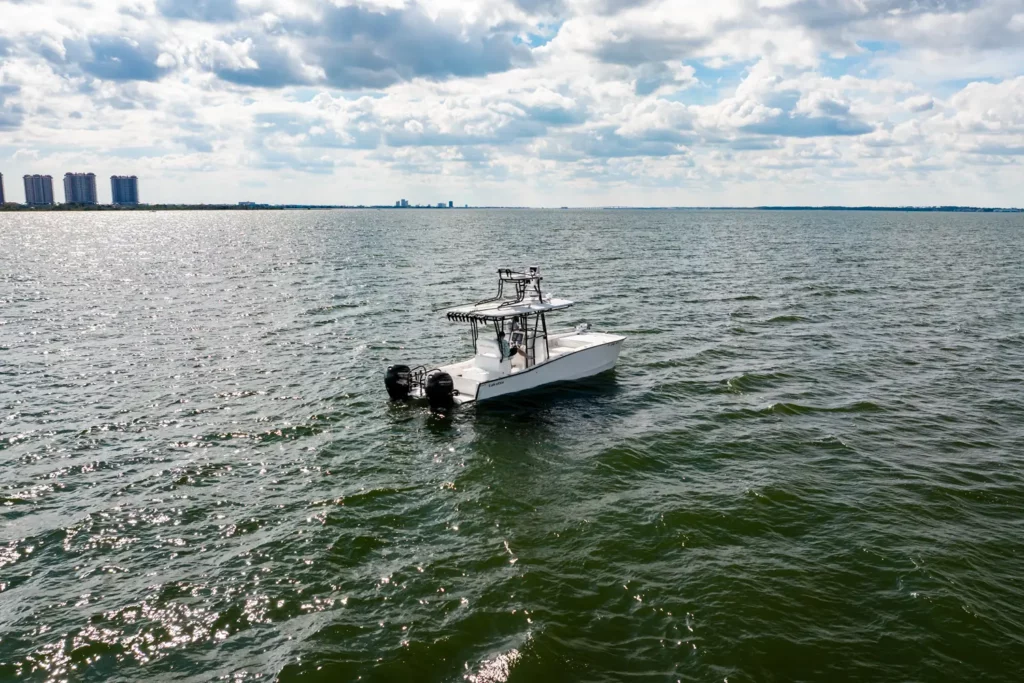 2023 Calcutta 263 Center Console 1