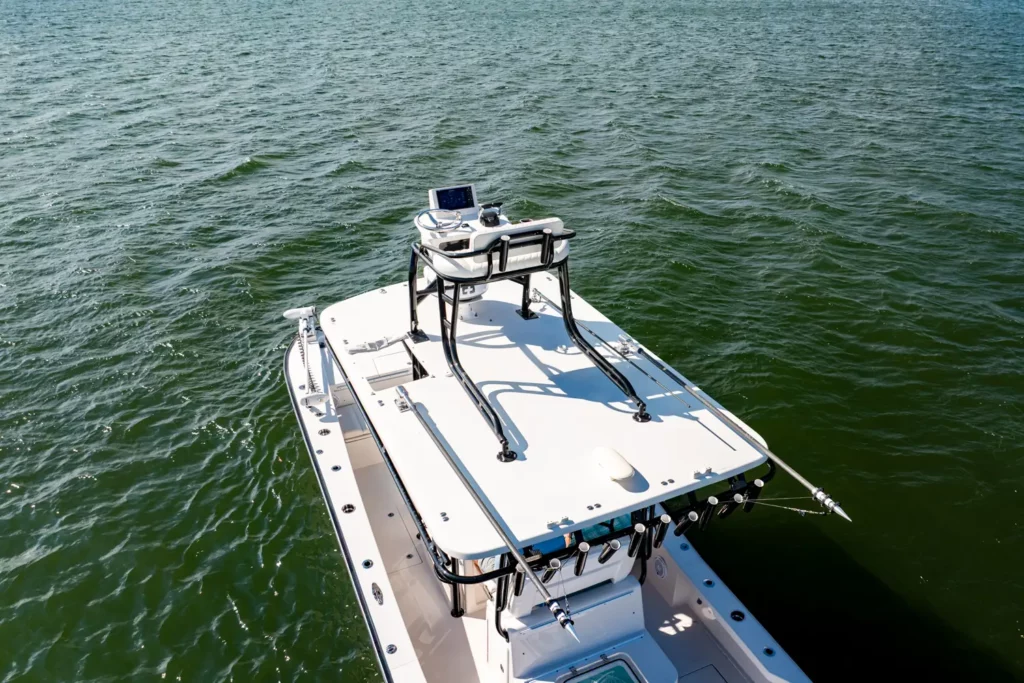 2023 Calcutta 263 Center Console 15