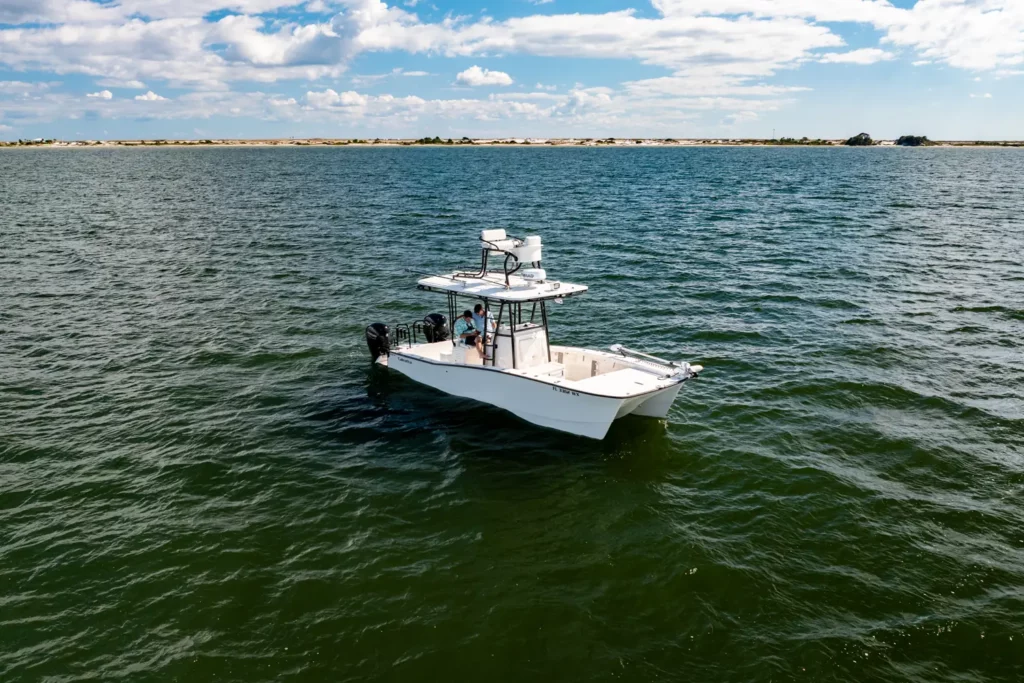 2023 Calcutta 263 Center Console 3