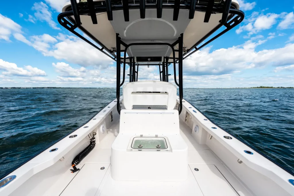 2023 Calcutta 263 Center Console 35