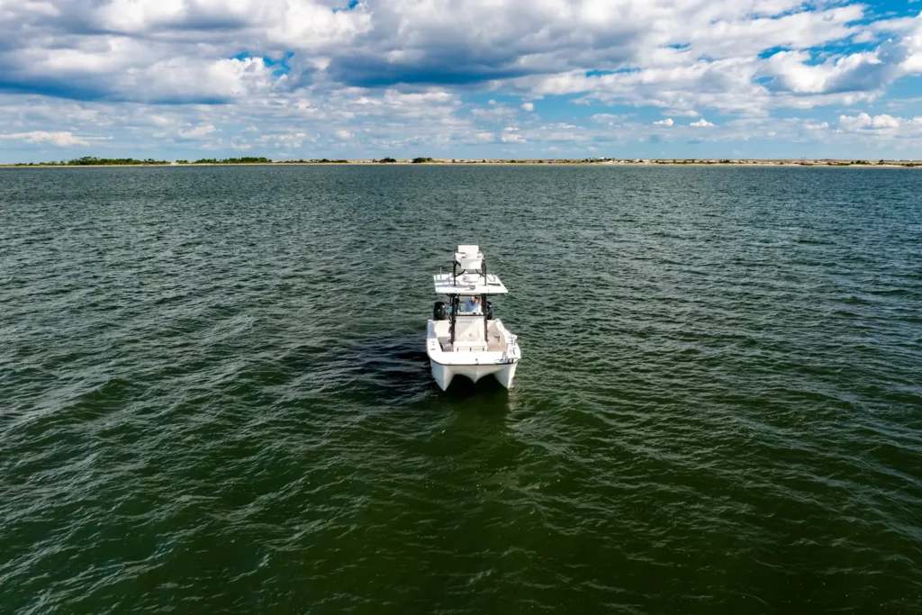 2023 Calcutta 263 Center Console 4