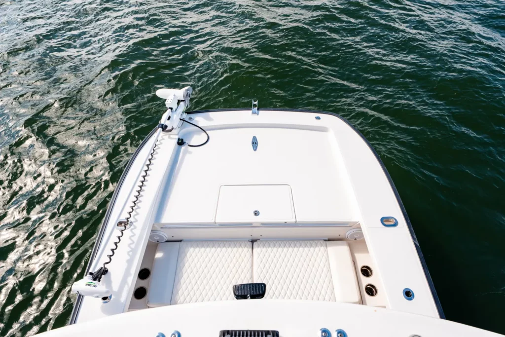 2023 Calcutta 263 Center Console 50