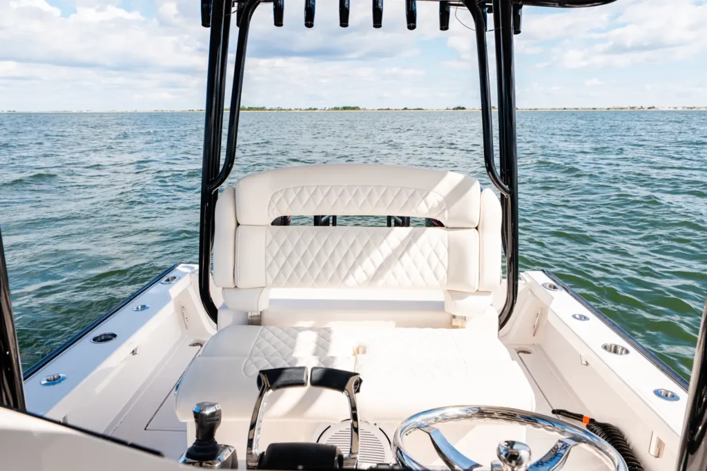 2023 Calcutta 263 Center Console 62