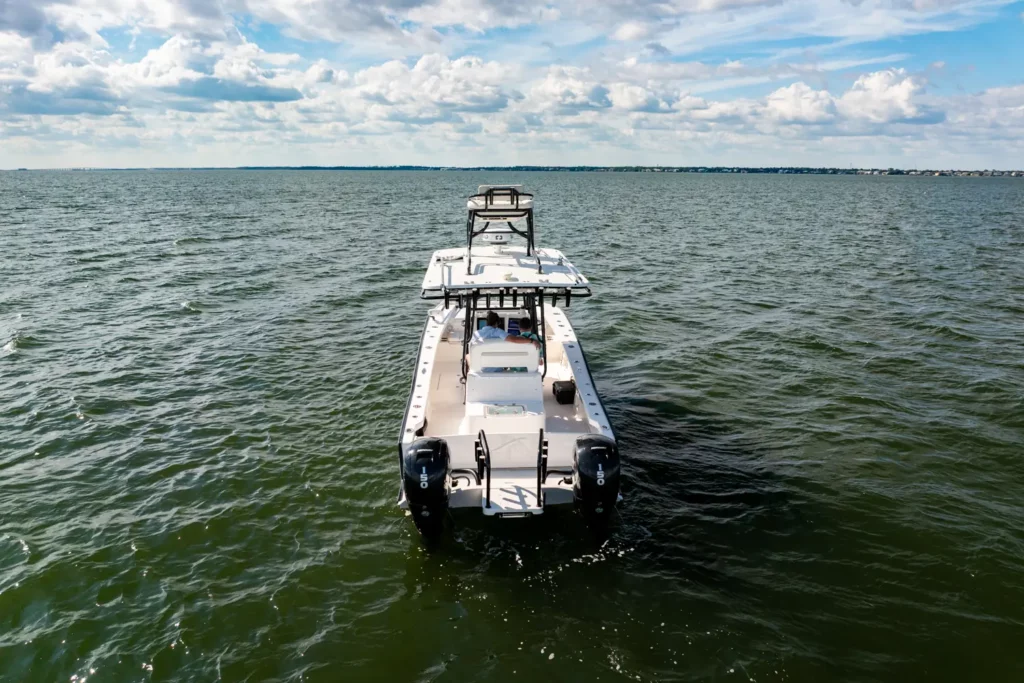 2023 Calcutta 263 Center Console 8