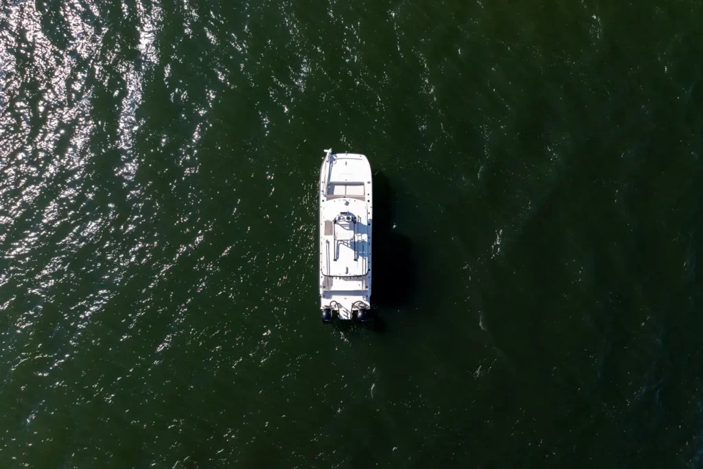 2023 Calcutta 263 Center Console 9